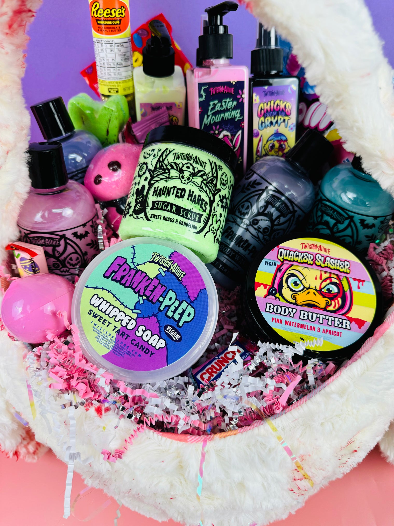 Ultimate bloody bunny basket w peep