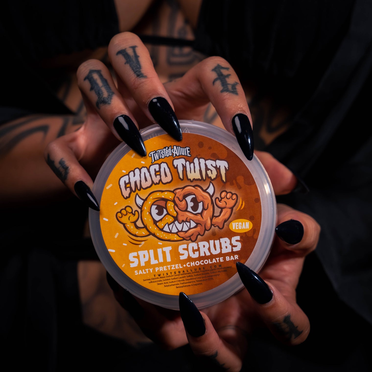 Choco Twist Split Scrub