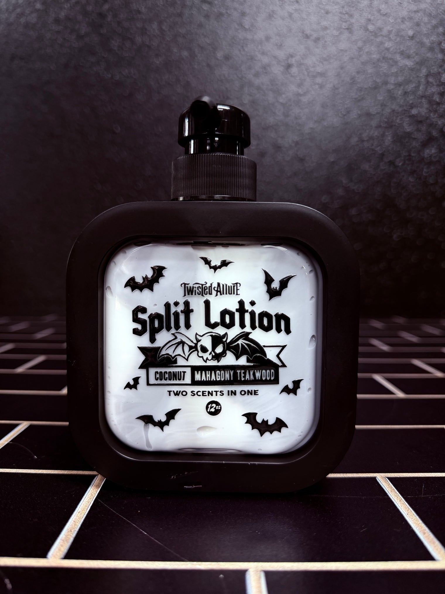 Coconut & Mahogany Teakwood Split Lotion